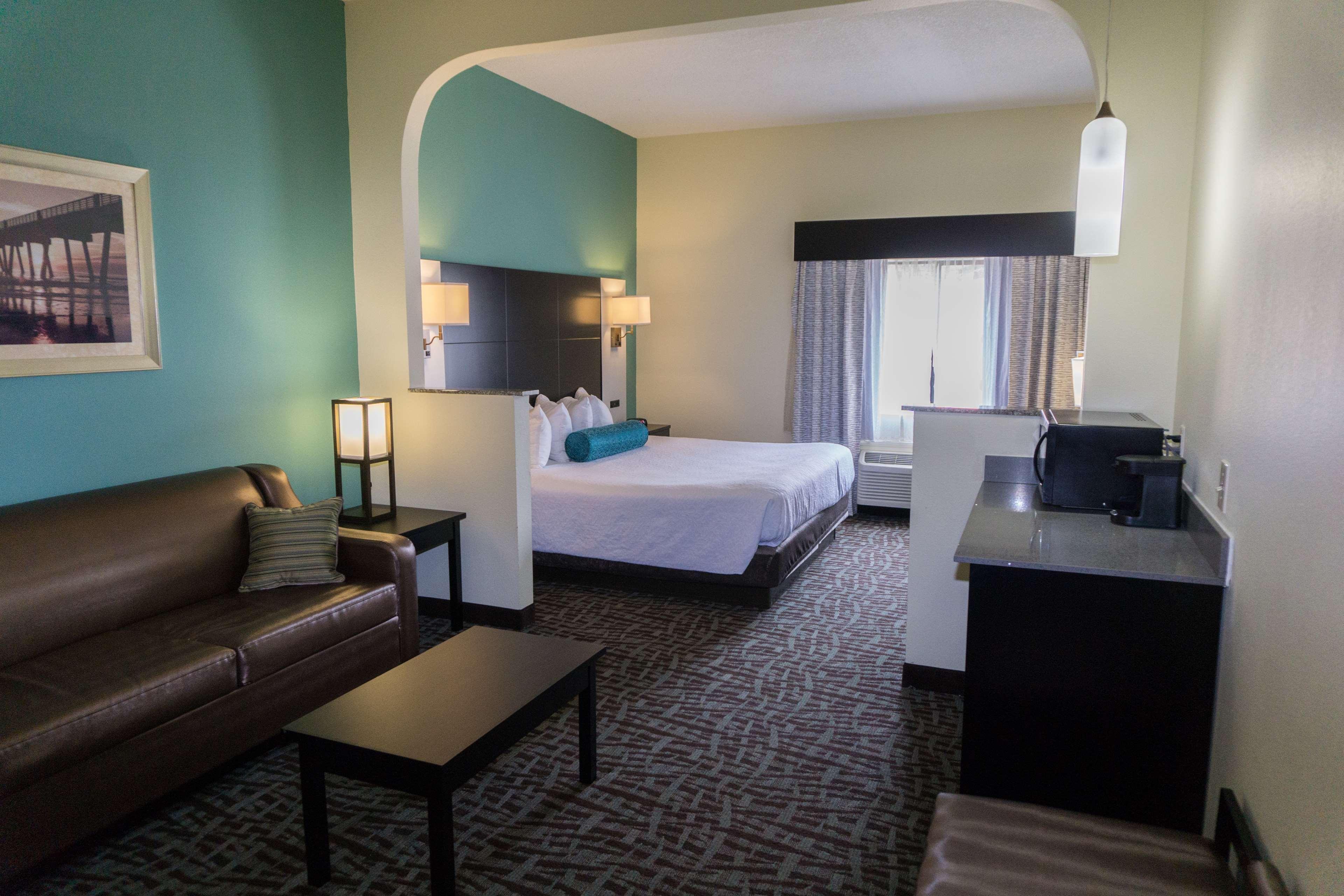 Best Western Mayport Inn And Suites Atlantic Beach Exterior photo